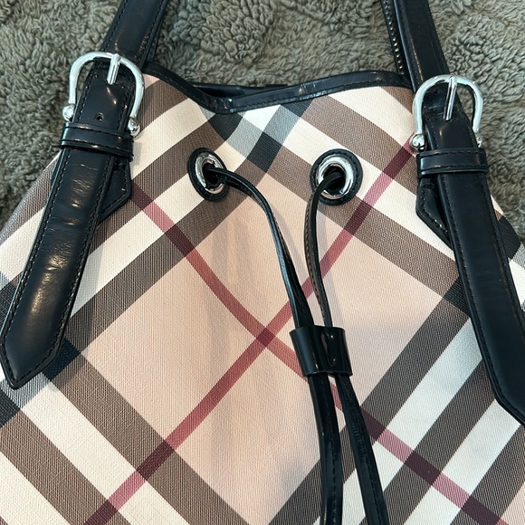 BURBERRY HANDBAG - Picture 9 of 9